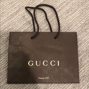 Gucci paper shopping bag!!!